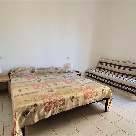 Affittacamere Casa Cynda ฟอลลอนนีกา ภายนอก รูปภาพ